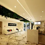 Hotel Manuela Varcaturo