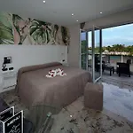 Manuela Hotel 3*